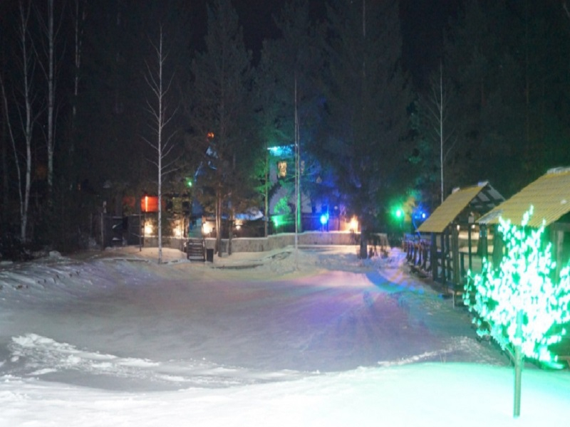 У горы Волчиха, загородный клуб