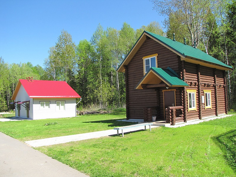 Комёла, Резиденция (база отдыха)