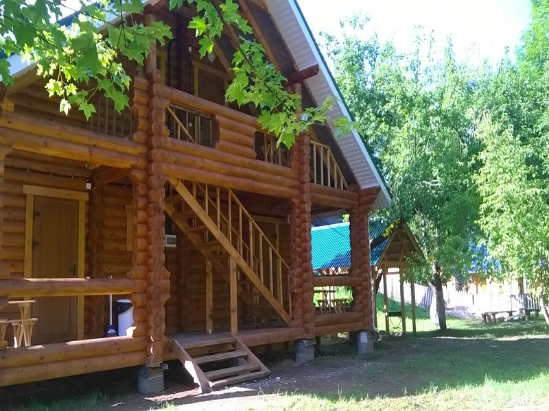 Лесной, гостевой дворик