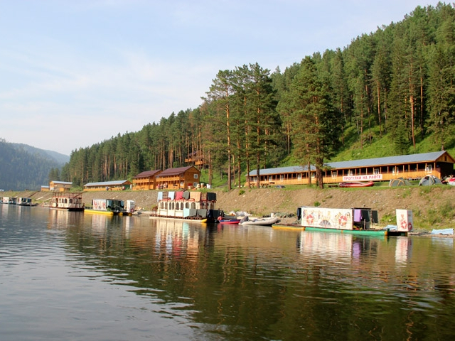 Беретская поляна, база отдыха