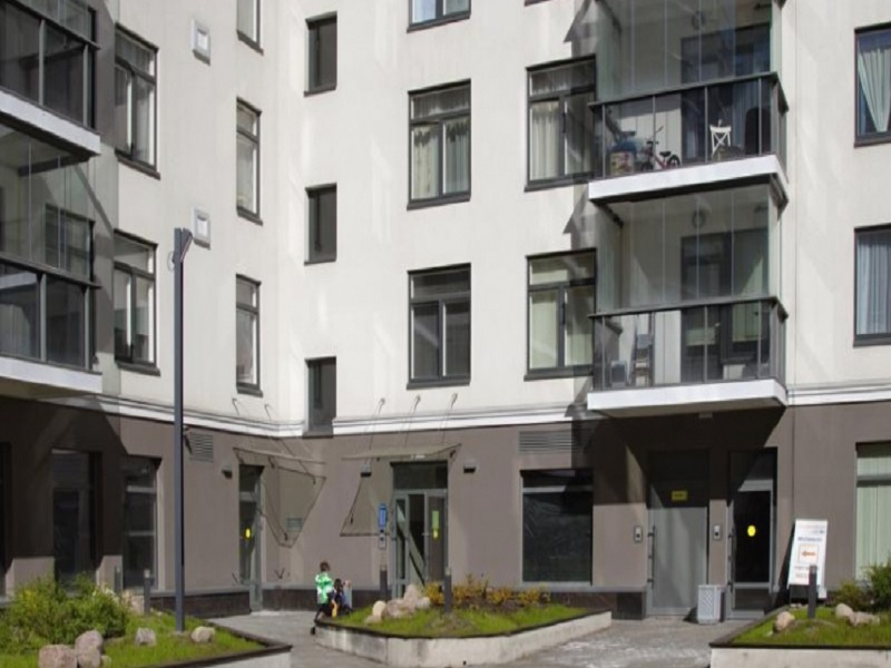 Нева Дельта, Отель