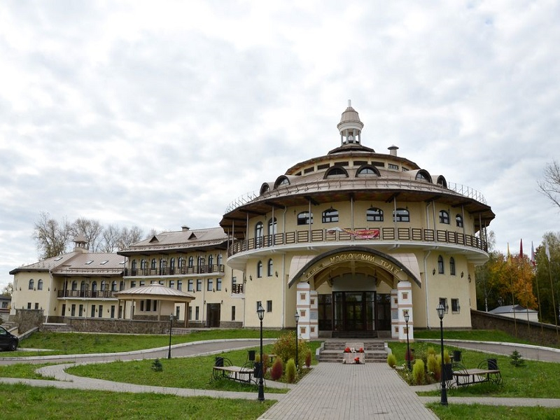 Московский тракт, гостиница 